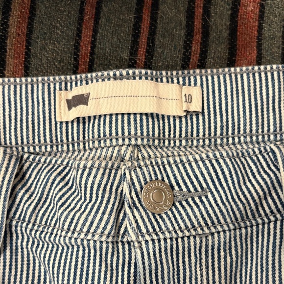 Striped Blue Levi’s Women's Shorts - Picture 2 of 5